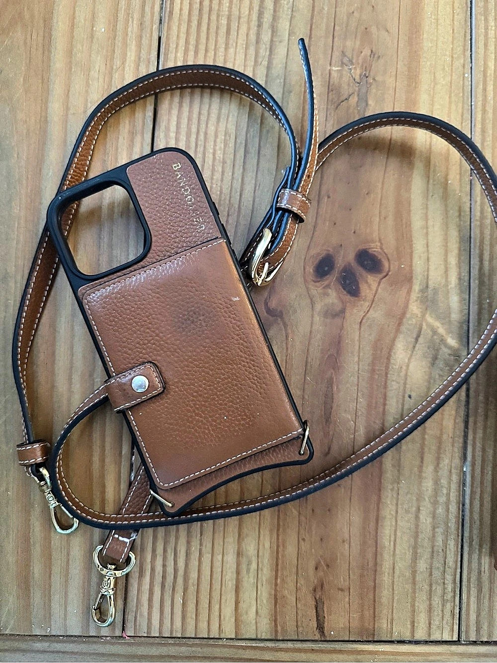 Bandolier Donna Crossbody Wallet Phone Case Phone Crossbody Case in Brown 16 PRO